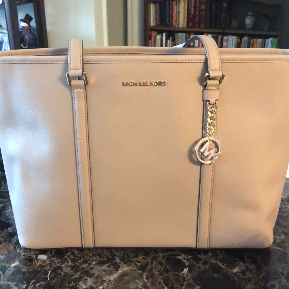 Micheal kors bag